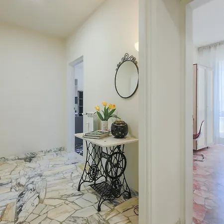Apartamento - Rosselli 3bdr With Balcony Florencia