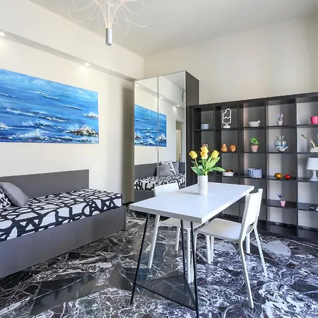 - Rosselli 3bdr With Balcony Apartamento