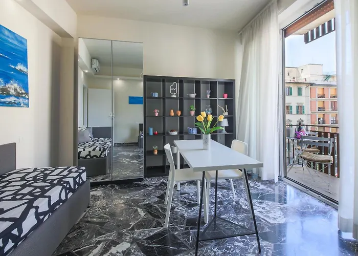 - Rosselli 3bdr With Balcony